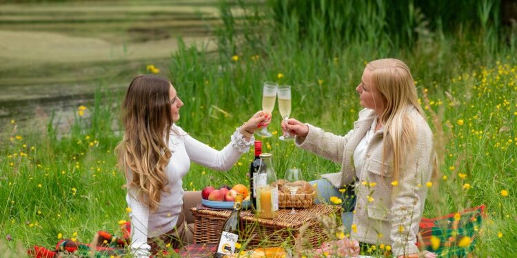 привітання з днем народження подрузі своїми словами