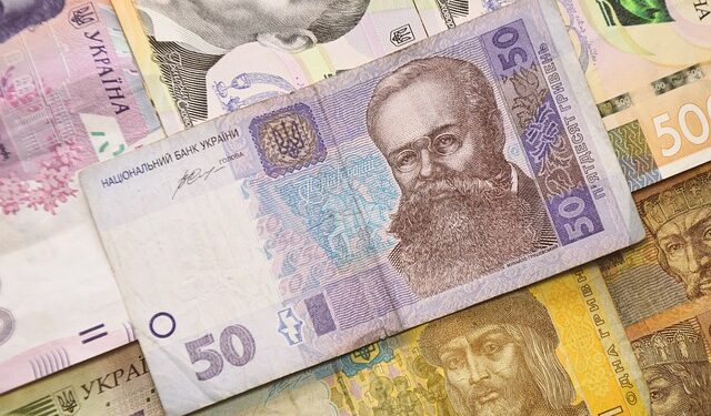 Чи планують в Україні підвищувати пенсійний вік: відповідь Міністерства соціальної політики