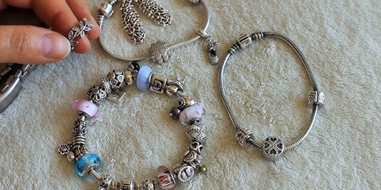 Браслети Pandora