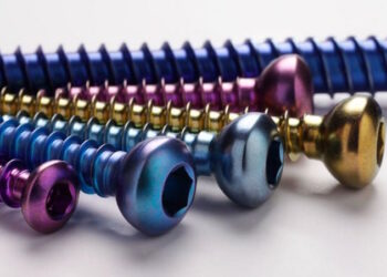 безколірне анодування