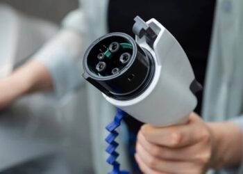 Виды разъемов зарядки электромобилей