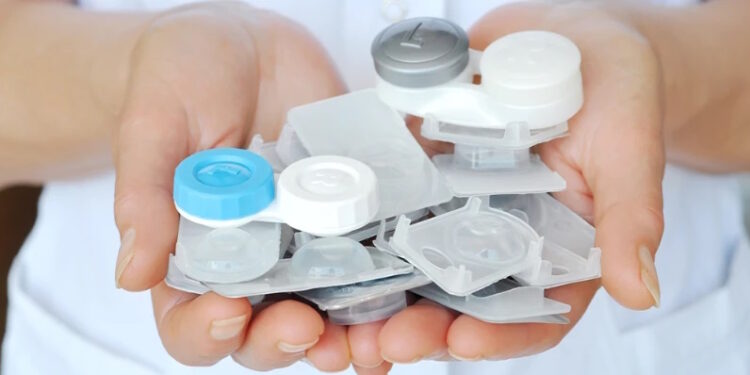 Параметри, які потрібно знати під час купівлі кольорових контактних лінз