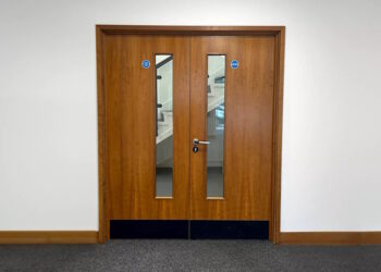 Протипожежні металеві двері