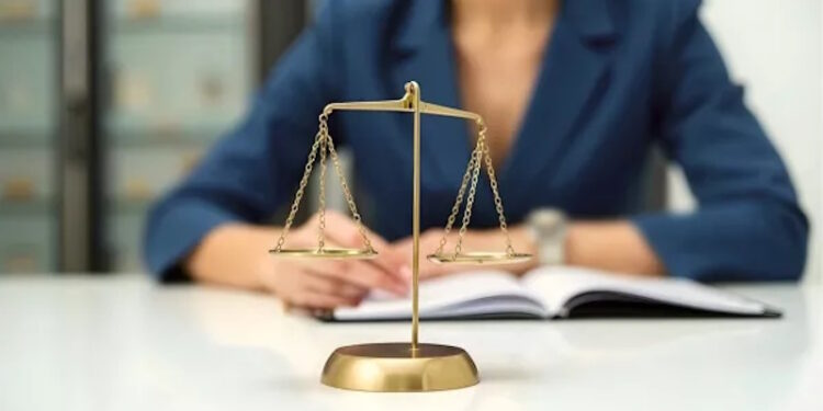 Суд з МФО: як виграти справу!