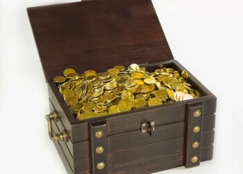 Квітка з косою: Про золоту скриню і заздренну бабу