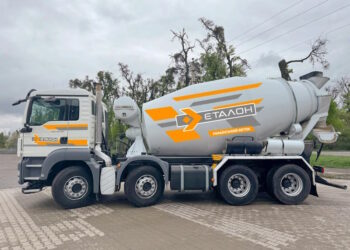 Як здійснюють доставку бетону