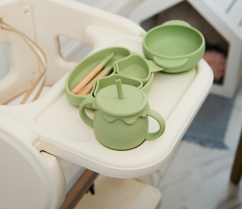 дитячий посуд