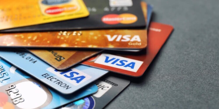 кредитну картку