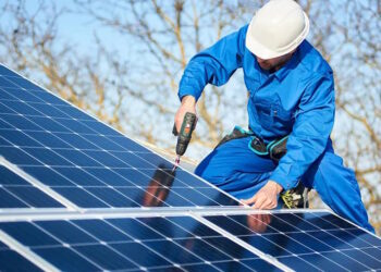 Монтаж сонячних електростанцій