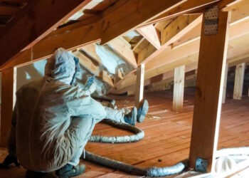 Утеплил и забыл на 50 лет: Почему ППУ — самая долговечная изоляция на рынке