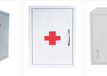 Медицинский шкаф