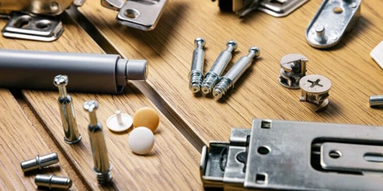 мебельная фурнитура