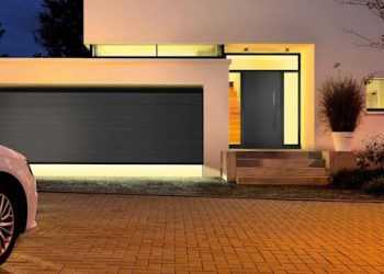 Секційні ворота