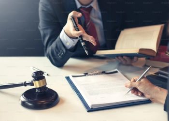 без адвоката не обійтися